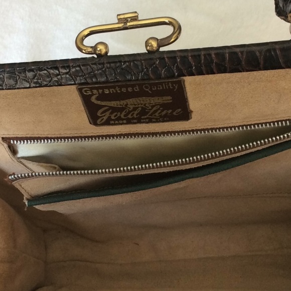 Alligator Leather Vintage Handbag - Picture 2 of 8